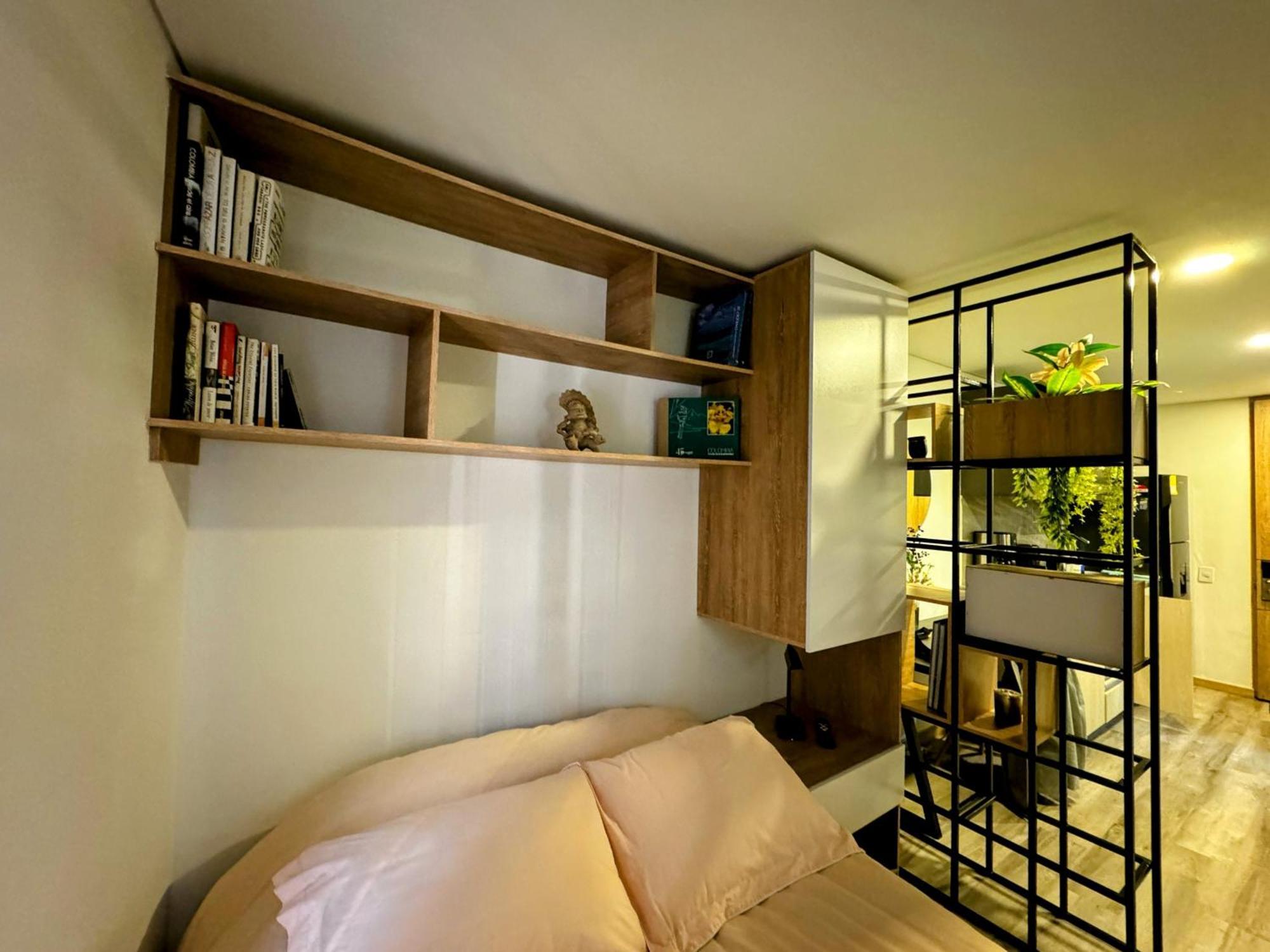 Loft Between Business Centers & Restobars 公寓
